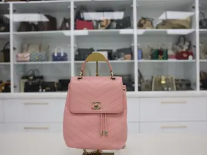 Pre-owned CHANEL LEATHER Backpacks CHEVRON CHAIN BACKPACK