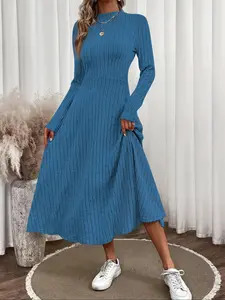 Elegant Women's Dress for Autumn Winter, Fashionable Round Neck Long Dress, Soft, Perfect for Dating, Shopping, Travel, Plain Color, Womenswear