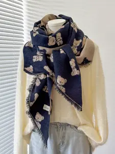Unisex Bear Pattern Scarf, Soft Warm Woven Fabric, Casual Fitted Design, Boho Style Scarf, Fashion Accessory for All Seasons, Trendy and Versatile