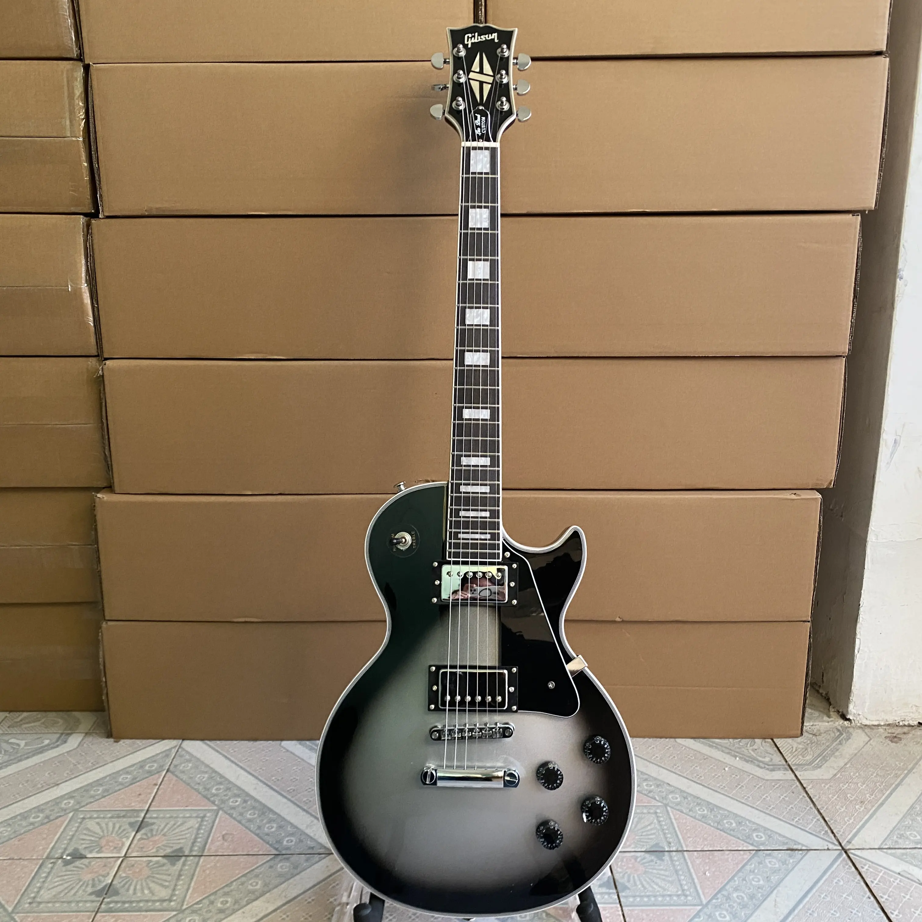 Silver LP 6-String Electric Guitar - Mahogany Body, HH Pickups,Rosewood Fingerboard,Chrome-plated hardware
