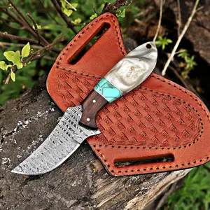 Custom Handmade 7'' Fixed-Blade Hoof Rasp Knife, Cowboy Knife with Turquoise Handle and Damascus Steel Bull Cutter, Cowboy Knives with Pancake Leather Sheath for Outdoor Fishing and Kitchen Use