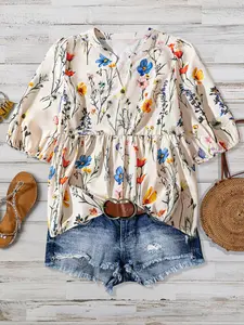 Summer Floral Short Sleeve Loose-Fitting Top for Women, Vacation-Ready Casual Commuter Blouse in Moderate Woven Fabric