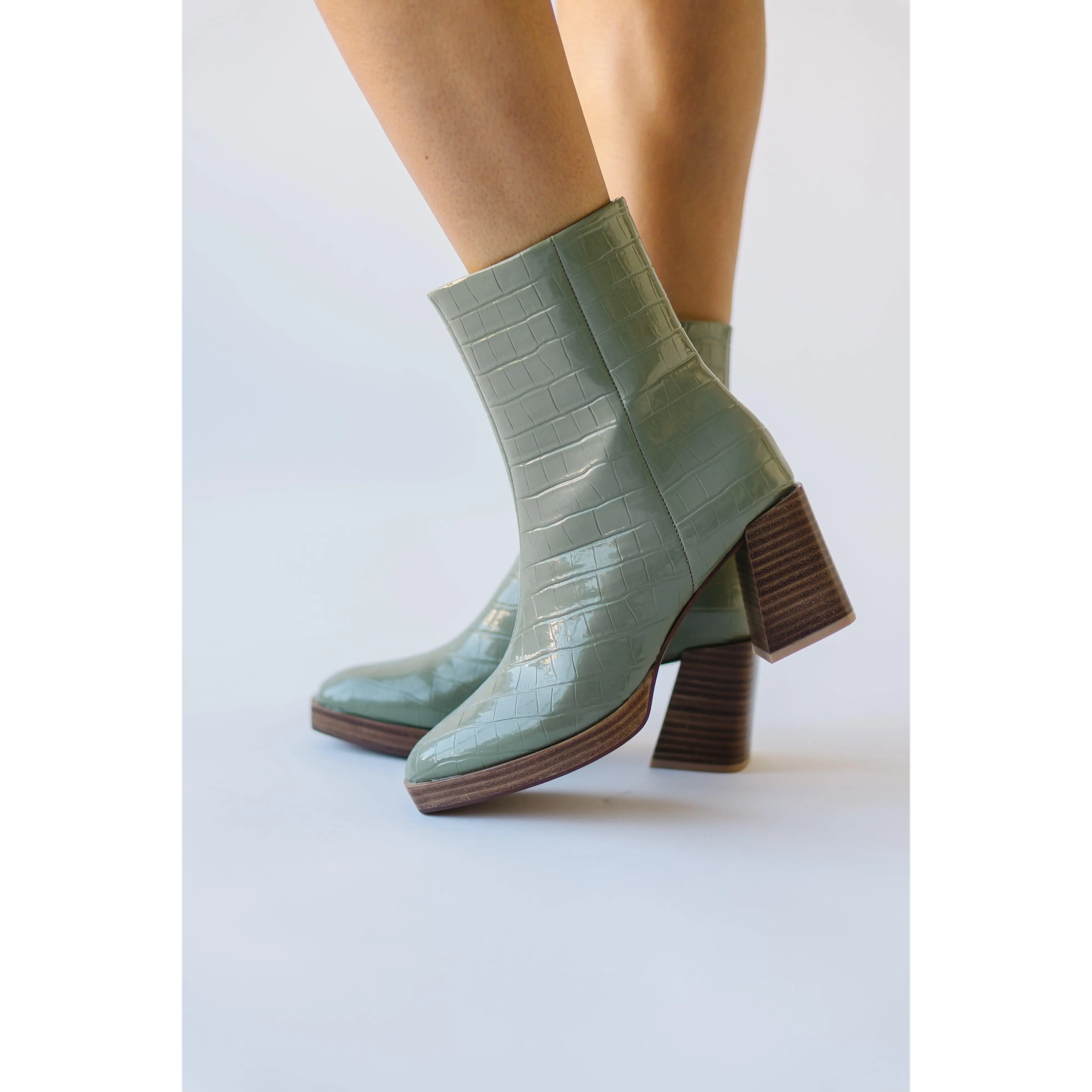 Chinese Laundry: Danica Casual Bootie in Olive Crocodile