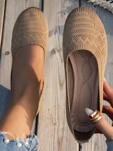 New Flyknit Slip-On Flat Shoes, Breathable Mesh Upper, Soft and Elastic Material, Comfortable Fit, Non-Irritating, Non-Pressing