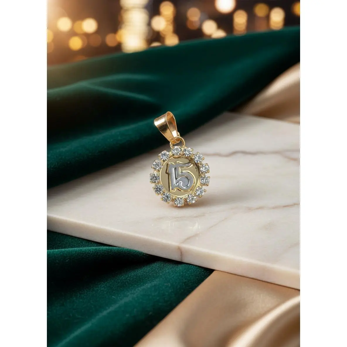 15's Necklace and Pendant Quinceañera 14K Gold Filled Laminado Elegante Cadena y Dije de 15 Anos Regalo Especial