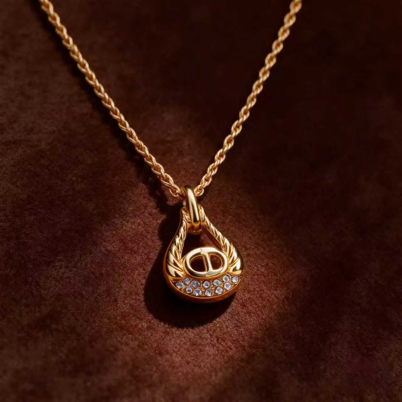 Pre-owned Dior Elegant Ribbon Motif CD Logo Pendant Necklace Style D13, Luxury Women's Fashion Jewelry