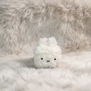 Autumn Winter Plush Cute Bunny Earphone Case, Fits AirPods Pro 3, Unique Girl Gift, Wireless Bluetooth-compatible Headset Cover, Earphone Protective Cover, Anti-Drop Protection