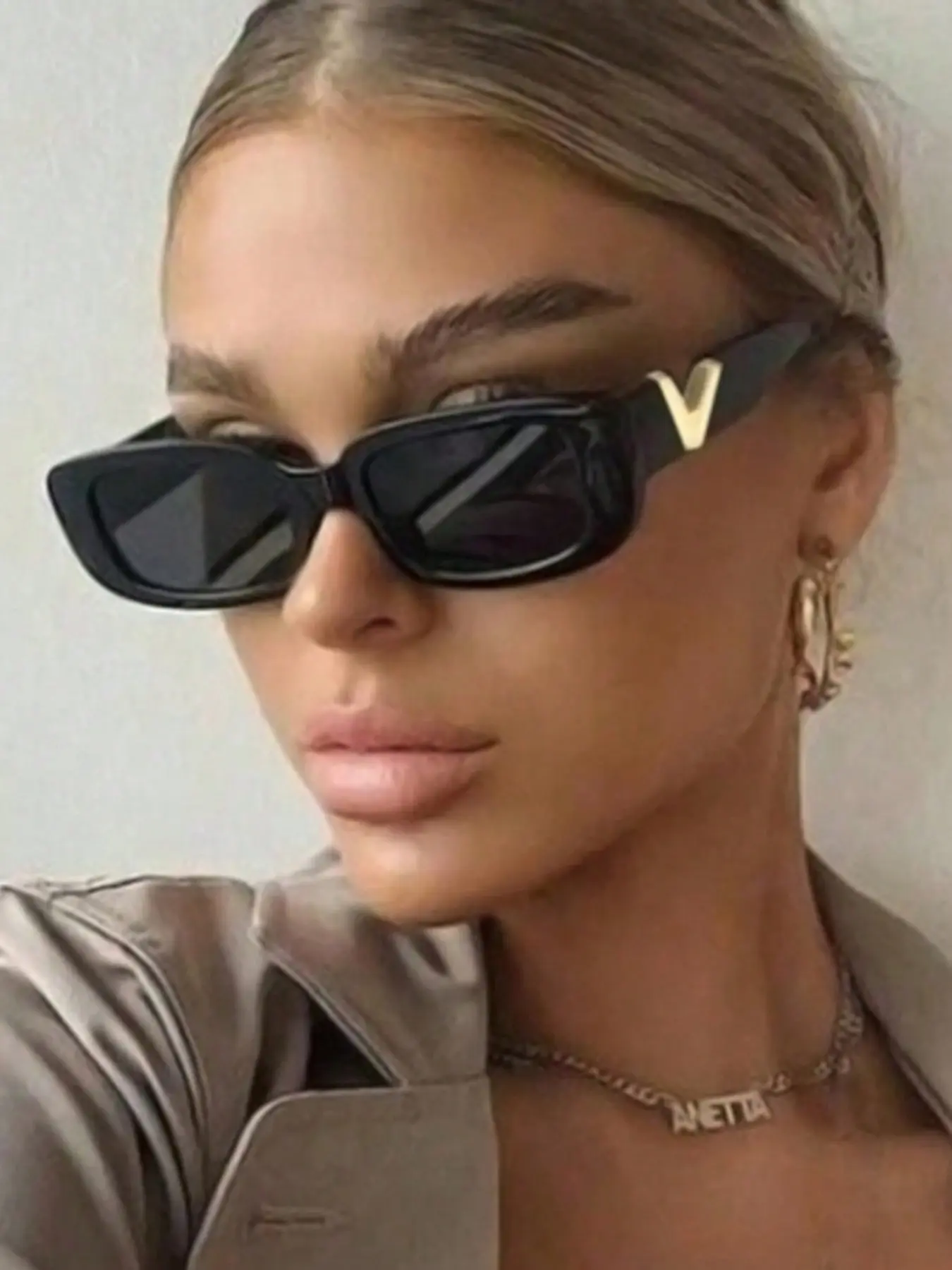 Vintage Square Large Frame Thick Temple Legs Fashion Glasses, Classic Plastic Material, Suitable for Outdoor Activities, Beach Vacation, College Style, Summer Trendy Square Frames Sunglasses, Vintage Square Shades, Square Sunnies