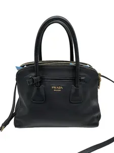 Pre-owned PRADA Vintage Black Saffiano Leather Handheld & Crossbody Shell Bag/AR12116105 /6105