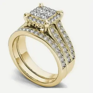 Set of 2 engagement rings - European style wedding rings with modern, luxurious CZ stones, suitable for daily wear, jewelry accessories for couples