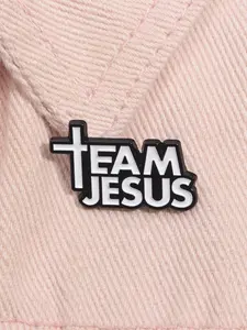 Community Identity Badge with Jesus Team Theme Cross Design, Perfect for Church Events and Social Gatherings, Faith-Inspired Religious Decoration