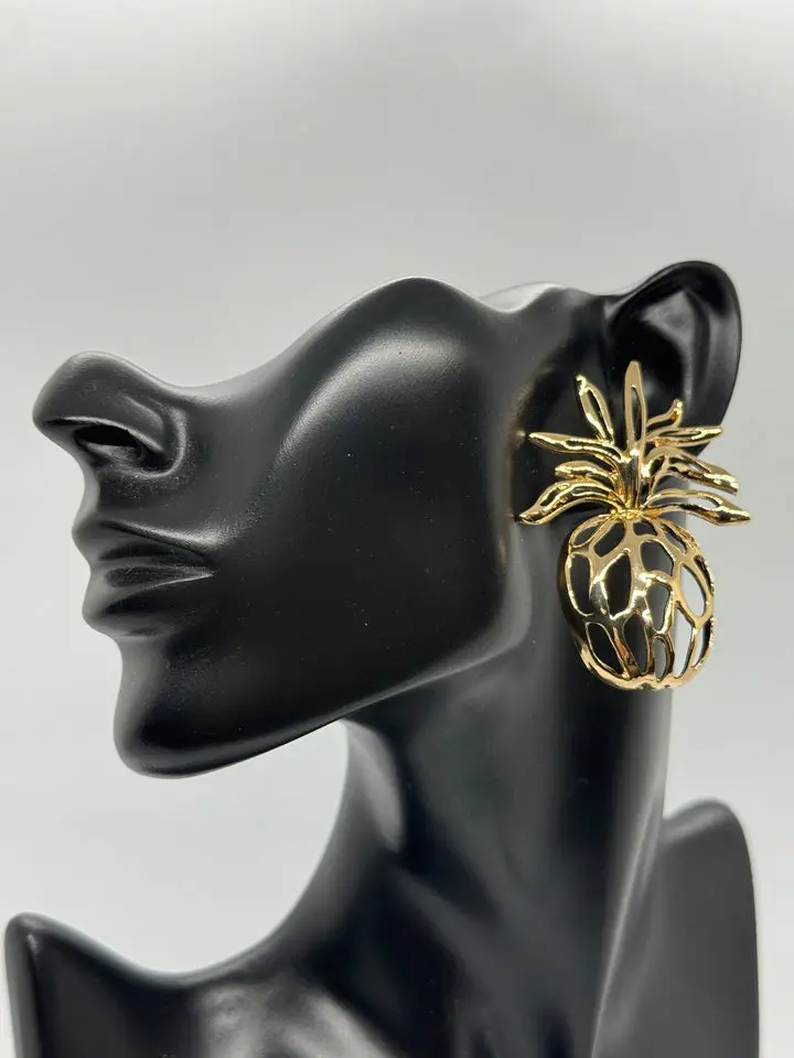 Pineapple Princess- Stud Earrings