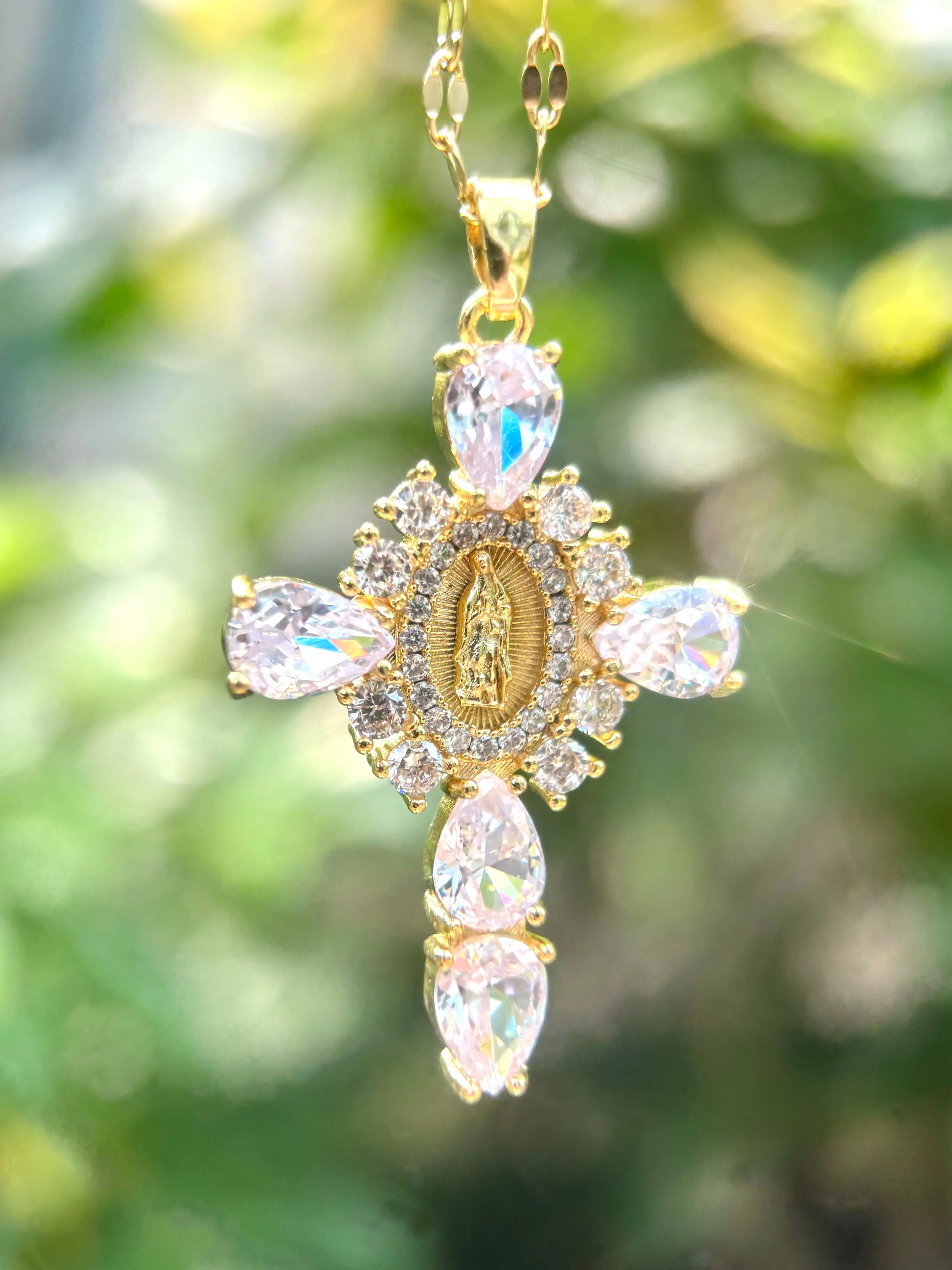 STAR WISH Women's Virgin Mary Pendant Design Necklace - Clear/Pink Artificial Gemstone Sparkle Religious Costume Jewelry, Cross Crystal Charm Necklaces for Girlfriend Gifts, Crystal Necklaces