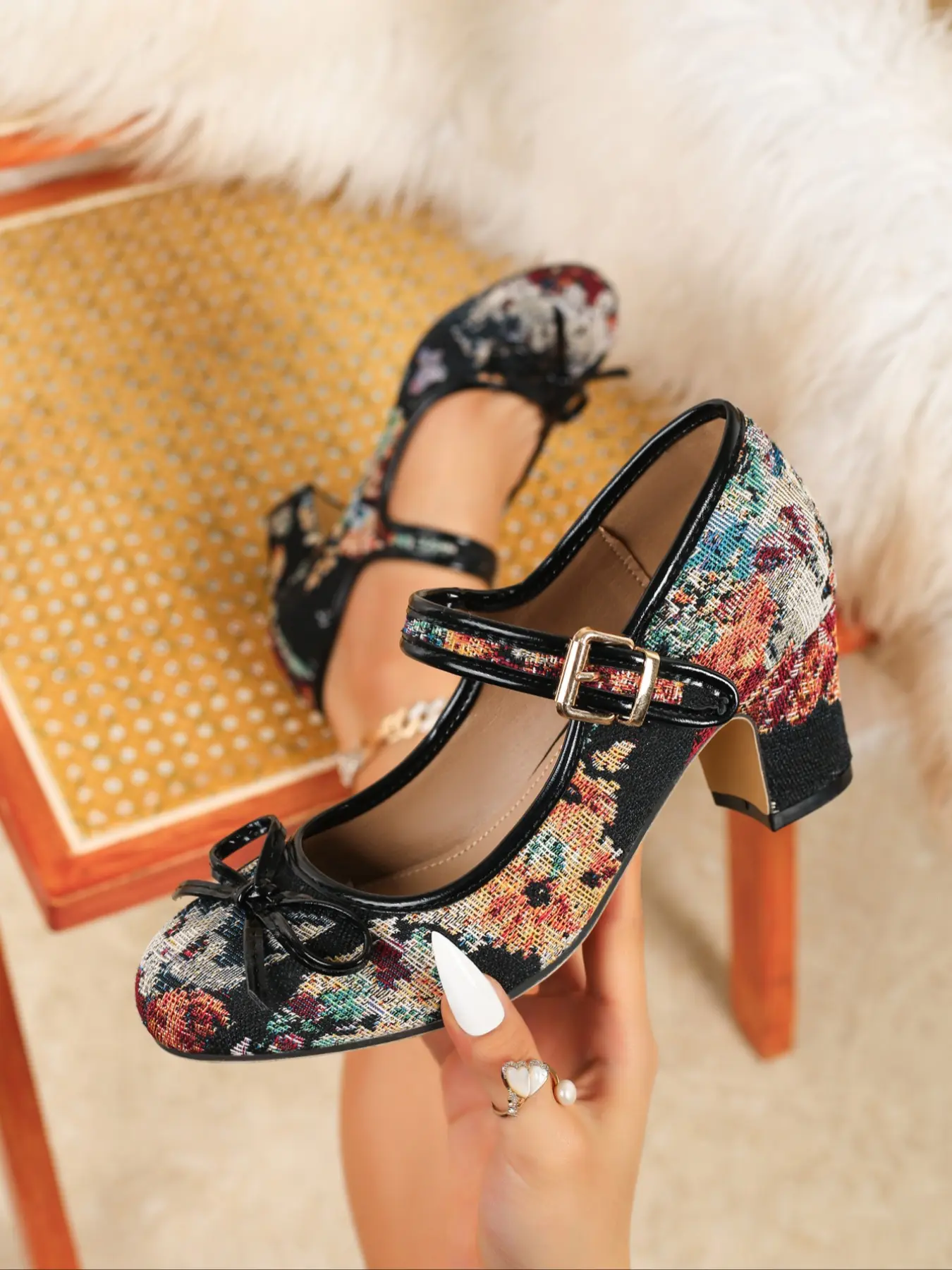 French Vintage Floral Mary Jane Style High Heels, Women's Spring Summer New Classy Sexy Elegant Strap Buckle Design, Round Toe Breathable Party Wedding Shoes