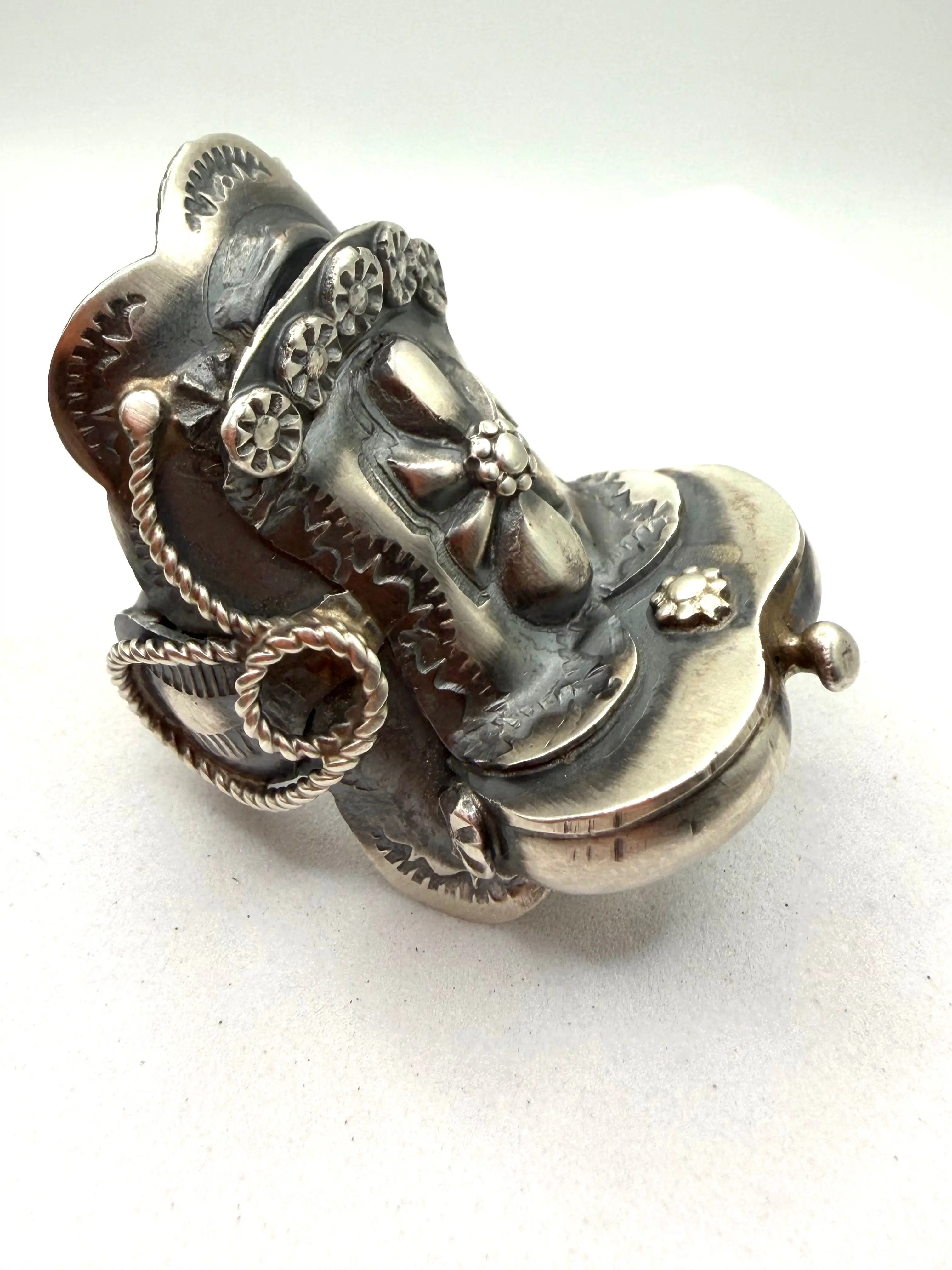 TIM YAZZIE ALL STERING SILVER SADDLE RING SIZE 10 (LA 9)
