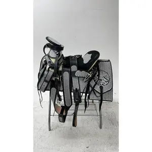 Charro Saddle – Black & White Bordada “Águila Imperial” (15.5”)