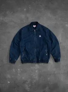 Bomber 001