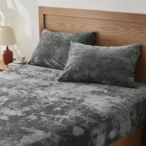 Velvet Fitted Sheet and Pillowcases Set, Luxury Soft Fuzzy Bottom Sheet with Reinforced Elastic Corner Straps, Deep up to 15 Inch, 1 Fitted Sheet and 2 Pillowcases (Queen, Grey)