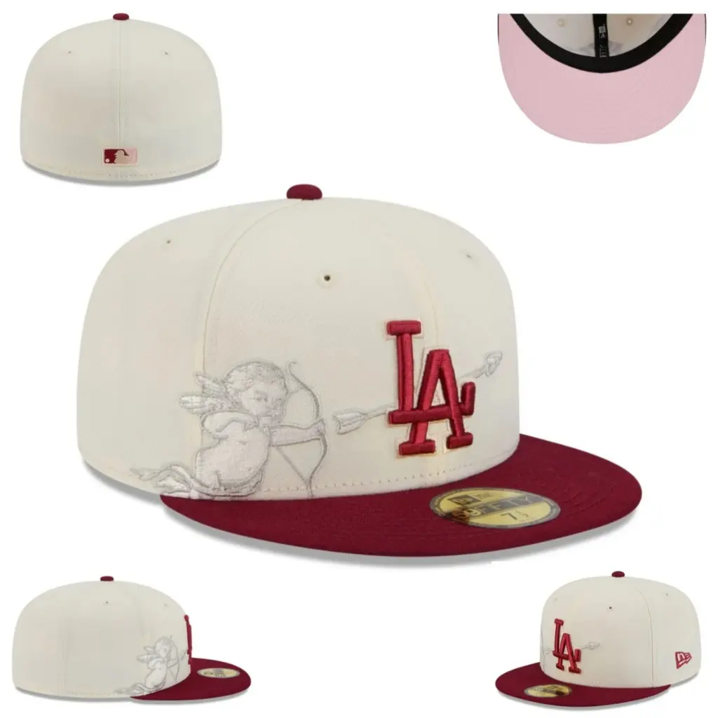 New Era Yankees 59FIFTY Fitted Cap, Cream and Burgundy Flat Brim Baseball Hat with Embroidered NY LA Logo and Cupid Side Patch, Official MLB Collection