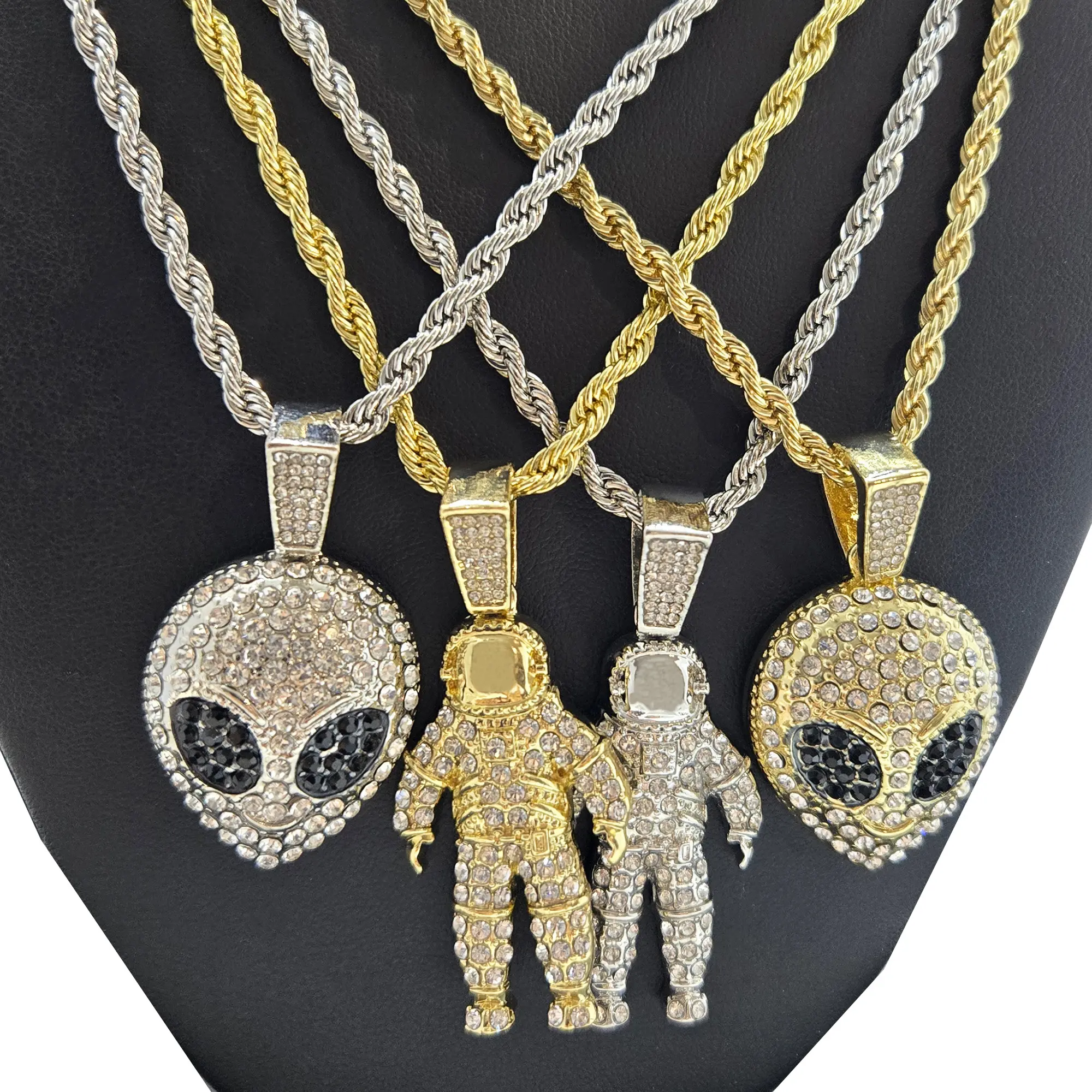 MaxBling81 Unisex Sparkling CZ Alien/Astro Pendant Necklace - 4mm 24" Textured Rope Chain, Hip-Hop Iced Cubic Zirconia Daily Fashion Costume Jewelry, Multi-Size, Necklace Gift, Silver-Toned Character Link Chain, Character Chain Necklaces