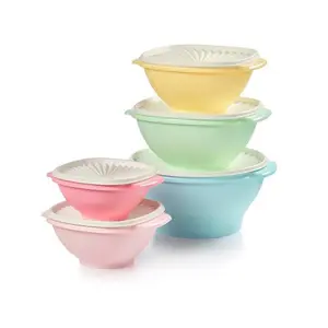 Tupperware Vintage Servalier Bowl 5-Piece Set Tupperware Vintage Servalier Bowl 5-Piece Set