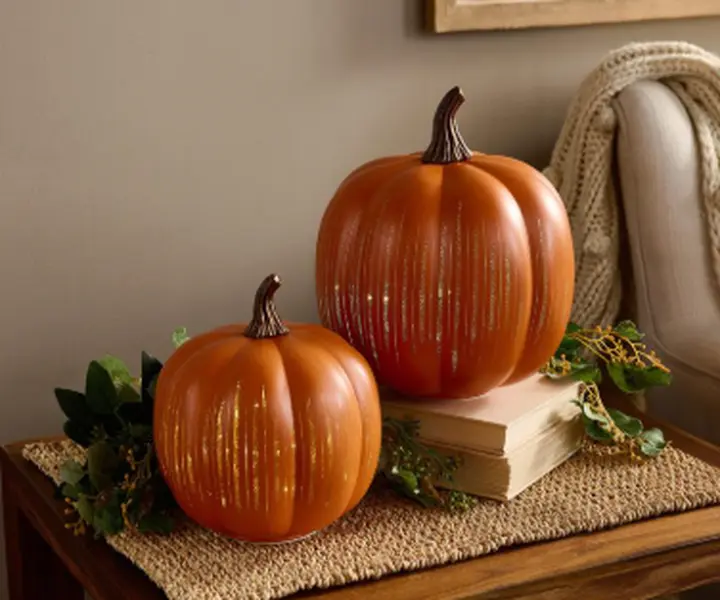 Single Illuminated Starry Night Glass Pumpkin by Valerie, Handcrafted Transparent Glass Pumpkin Lamp with Glowing Starry Sky Pattern, Decorative Light Up Pumpkin Ornament for Fall Halloween Thanksgiving Home Tabletop Display