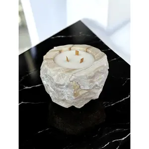 #1 Chiseled Onyx Candle – Natural Coconut & Apricot Wax