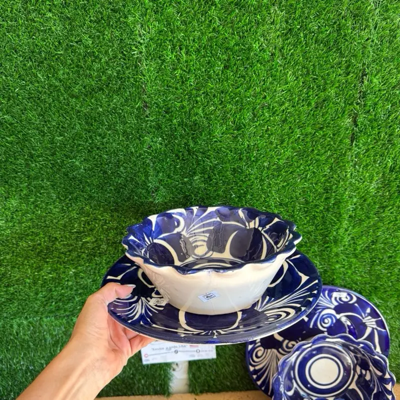 Set Ceramic Azul (4 Round Plate 10.5 In & 4 Pozolero Plate).