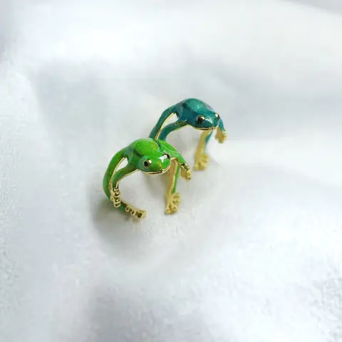 Lucky Leap Frog Ring - Symbol of Energy and Good Fortune for Couples or Friendship