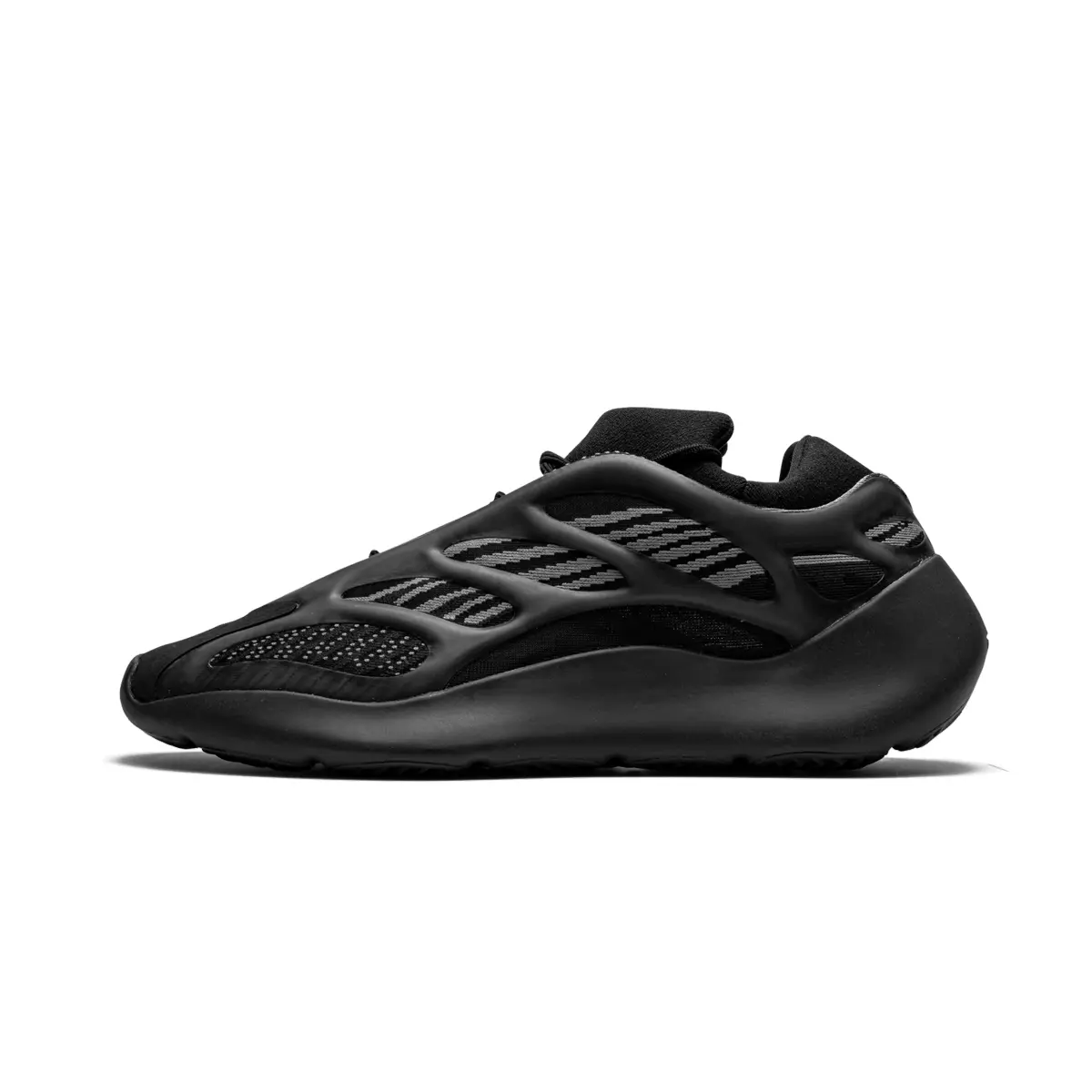 Yeezy 700 V3 "Alvah" H67799