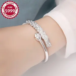 Adjustable Palace-style Peacock Lotus Silvery Bracelet In 25g/ 0.88oz Of 999 Silver, Perfect As A Gift For Your Girlfriend On Valentine'S Day Or Christmas. bracelet stack bangles bracelets