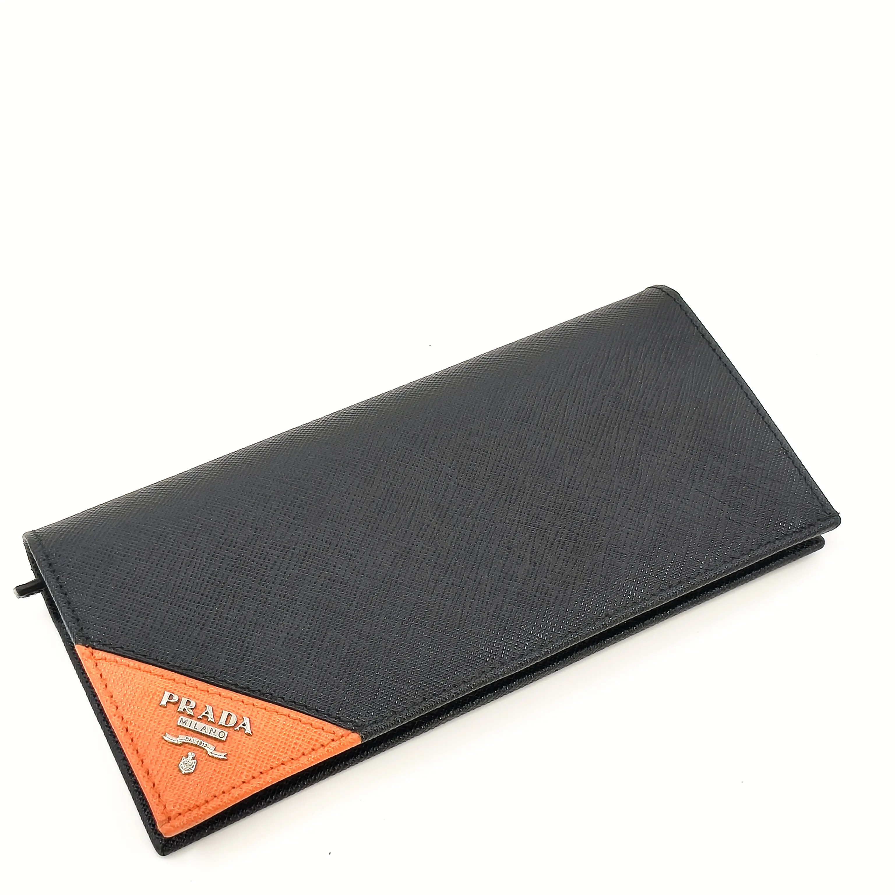 Pre-owned PRADA leather Small leather goods Saffiano Organizer Long Wallet Black Silvery Orange JV00369
