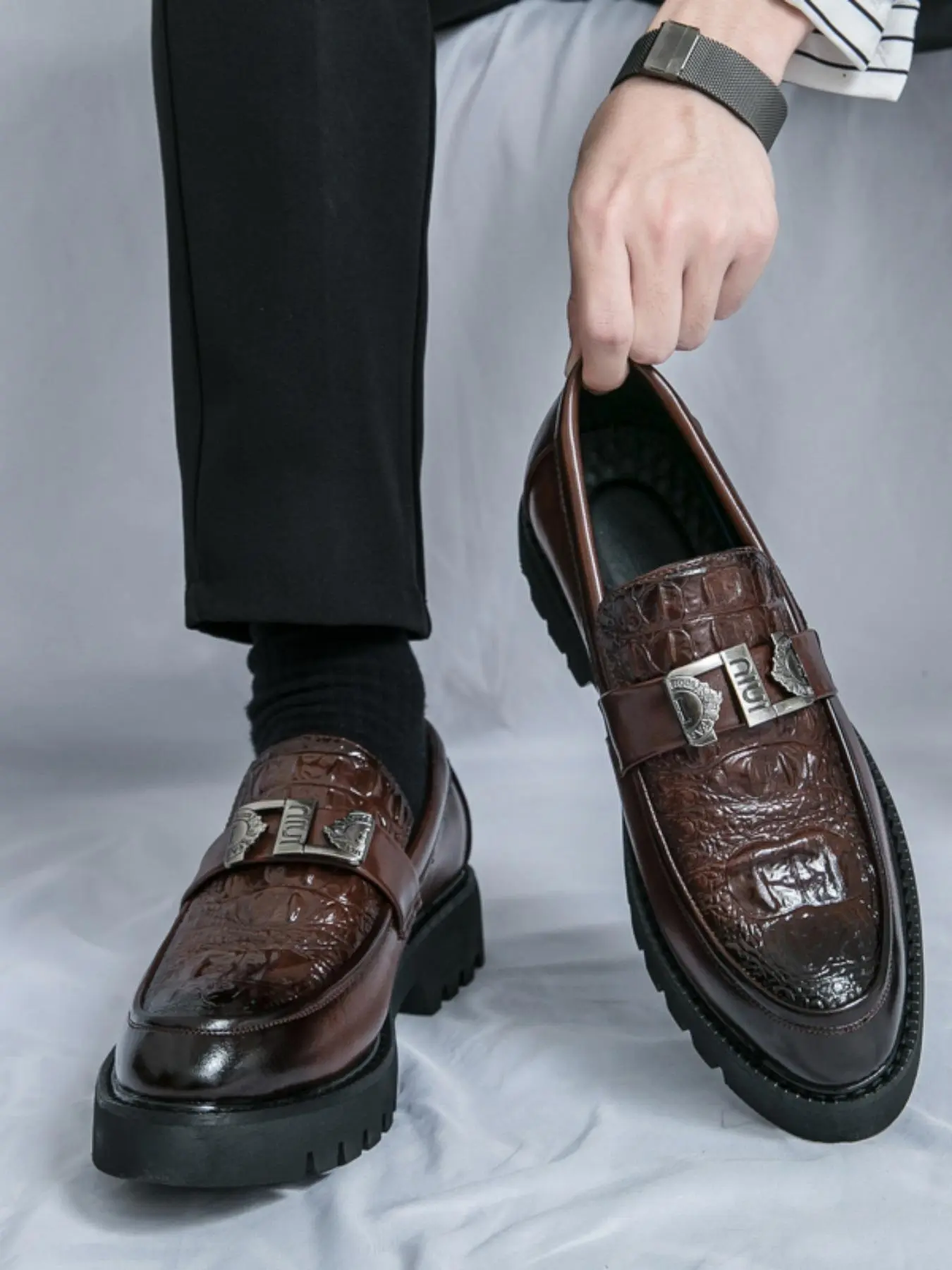 Men's Business Formal Textured Design Metal Buckle Decor PU Leather Loafers, Fashionable Pointed Toe Moccasins Shoes for Work Office, Male All-match Commuter Shoes for Daily Wear, PU Leather Footwear