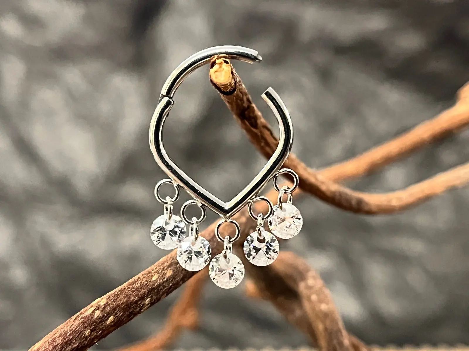 1pc Teardrop 5 Dangle CZ Gems Hinged Segment Ring 16g Septum Helix Orbital Daith