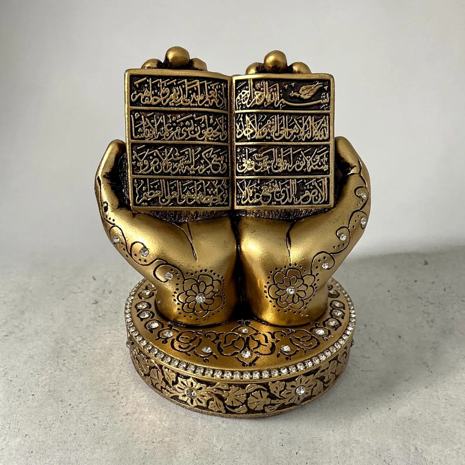Resin Ayatul Kursi Islamic Figurine - Quran Lectern Shape Home Decor Items, Table Ornament, Ideal for Ramadan, Birthday Gifts