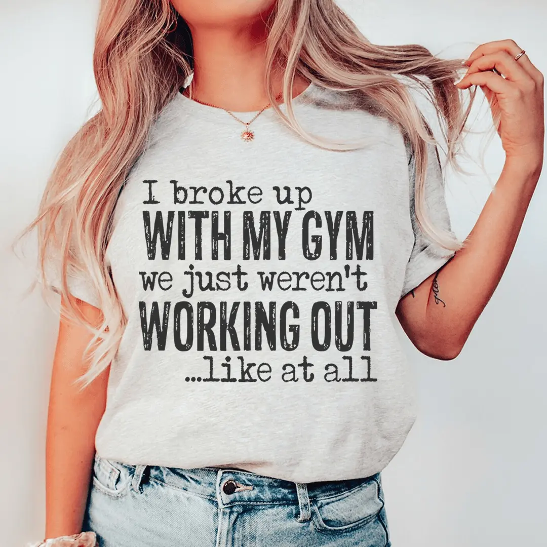 Women's Short-Sleeve Round Neck Comfortable Gym T-Shirt - Versatile for Casual Wear, Pairable with Cardigan or Dress, Fabric