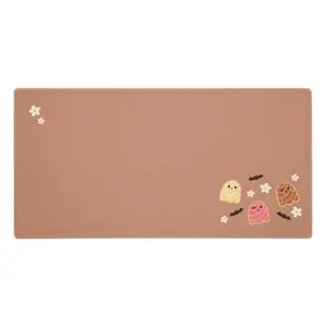 Concha Ghost Brown Simple Desk Mat