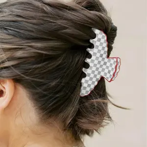 Gray and White Scalloped Claw Clip