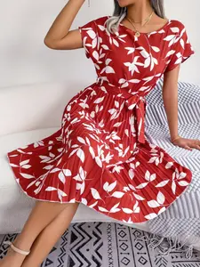 Women's Casual Leaf Print Short Sleeve Lightweight Pleated Dress, Lady Summer Loose Fit A-Line Maxi Dresses, Elegant Party & Daily Wear, Comfortable Women's Clothing, Womenswear