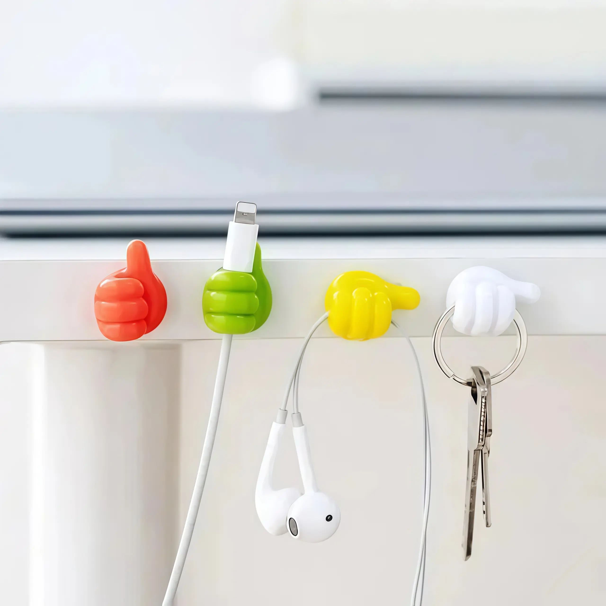 30pcs Cute Thumb shaped Adhesive Hook for Desktop Cable Earphone Storage, Non Punched Mini Adhesive Hook for Key Charger Cable, Multi functional Desktop Cable Organizer Thumb Hook, Multi functional Mini Thumb Adhesive Hook