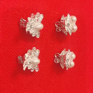 Hair clips