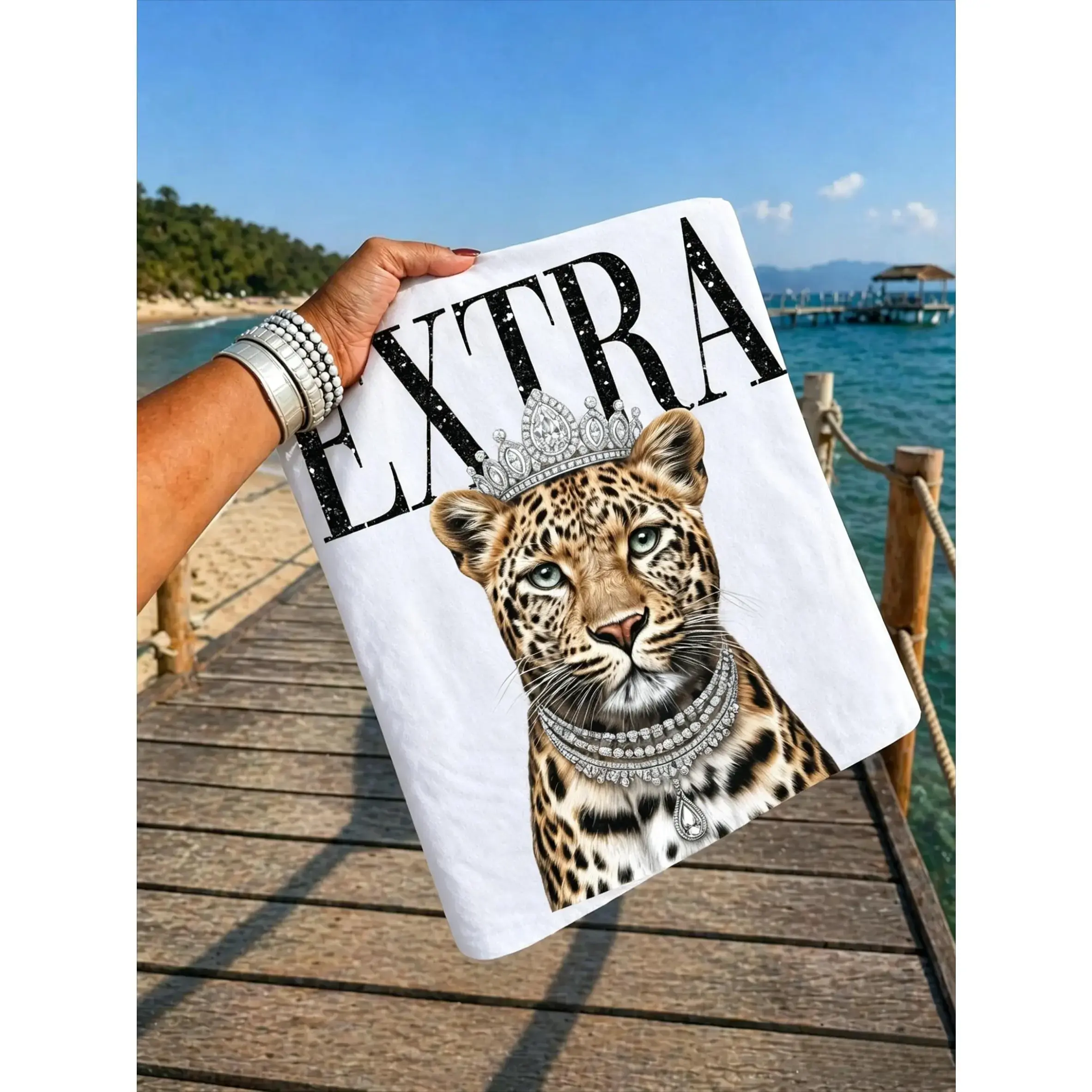 Women's Casual Leopard Print T-Shirt with Crown Graphic, Loose-Fitting Short Sleeve Crew Neck Top, Women's Clothes, Crowned Cheetah Print, All Over Printed, Animal Shirt