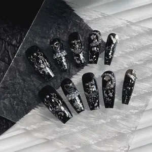 (10pcs) Smooth black tone paired with striking Gothic details, suitable for global niche style enthusiasts