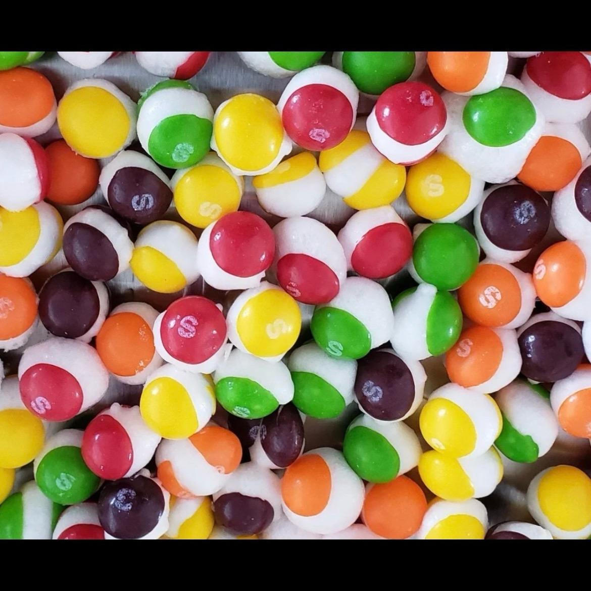 Sweet TreatyCo 1 Pound Freeze Dried Rainbow Crunchies Candy Snack Bonbon Sweet Chewy Fruit Delight