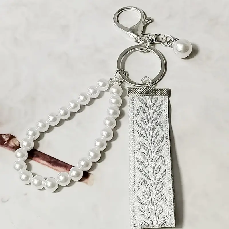 Faux Pearl Charm & Leaf Print Strap Design Keychain, Fashionable Aesthetic Keychain for Women & Girls, Trendy All-match & Exquisite Keychain for Birthday Gift, Stylish Keychain, Trendy Cute Keychain, Cute Keychain Accessory, Keychains Cute