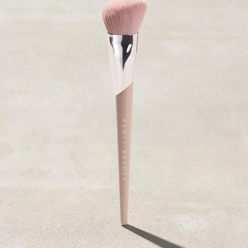 Fenty Beauty Face Shaping Brush 125