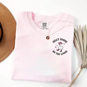 Comfort Colors Silly Goose On The Loose T-shirt, Funny Western Cowgirl Tee, Trendy Meme TShirt, Animal T-shirt, Cute Goose Tshirt Gifts DFG
