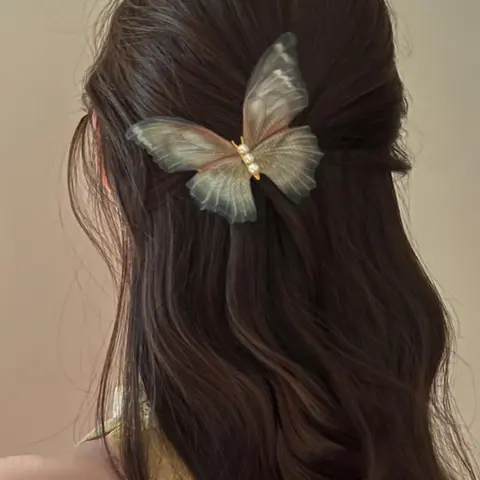 1 Piece Double Layer Tulle Butterfly Hair Clips for Women, Faux Pearl Decoration, Retro Design Temperament Bangs Hair Clips, Fashionable and Versatile Daily Hair Accessories, Gifts for Girls, Goddess Hair Clip, Hair Clip In