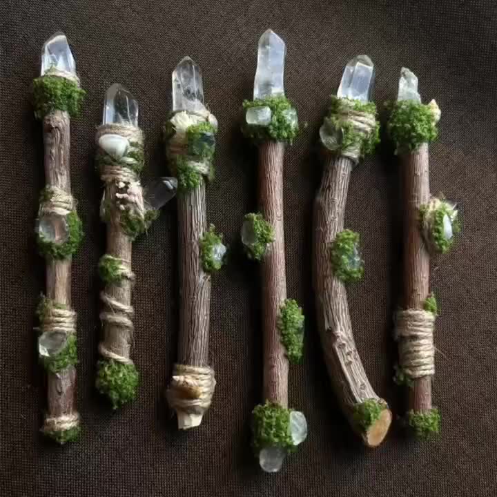 1/2 piece white crystal magic wand, crystal magic wand, crystal scepter suitable for witches, magic enthusiasts, used for Halloween, cosplay, and stage performances — elegant witch wand, home decoration, ideal gift 1/2 piece white crystal magic wand, crystal magic wand, crystal scepter suitable for witches, magic enthusiasts, used for Halloween, cosplay, and stage performances — elegant witch wand, home decoration, ideal gift