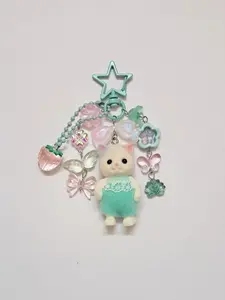 Handmade Cute Animal Family Caramel Cat Keychain, Unique Handcrafted Accessory, Perfect Gift for Animal Lovers, Durable & Stylish Design
